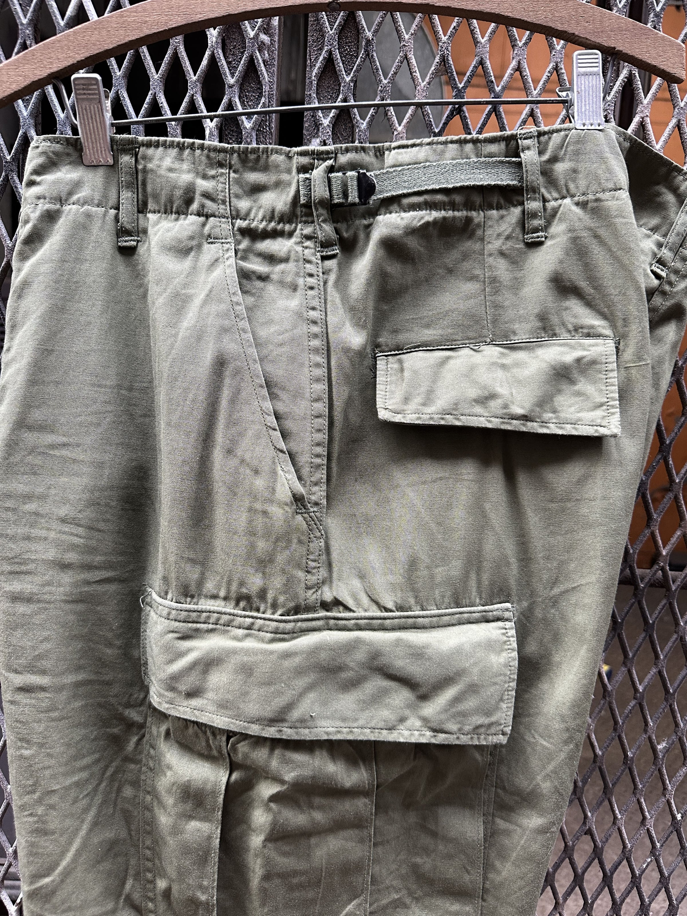 1967 U.S.Army OG-107 Cotton Poplin Jungle Fatigue Cargo Trousers